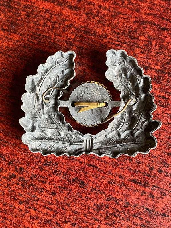 WEST GERMAN BUNDESGRENZSCHUTZ (BGS) OFFICERS CAP COCKADE AND WREATH