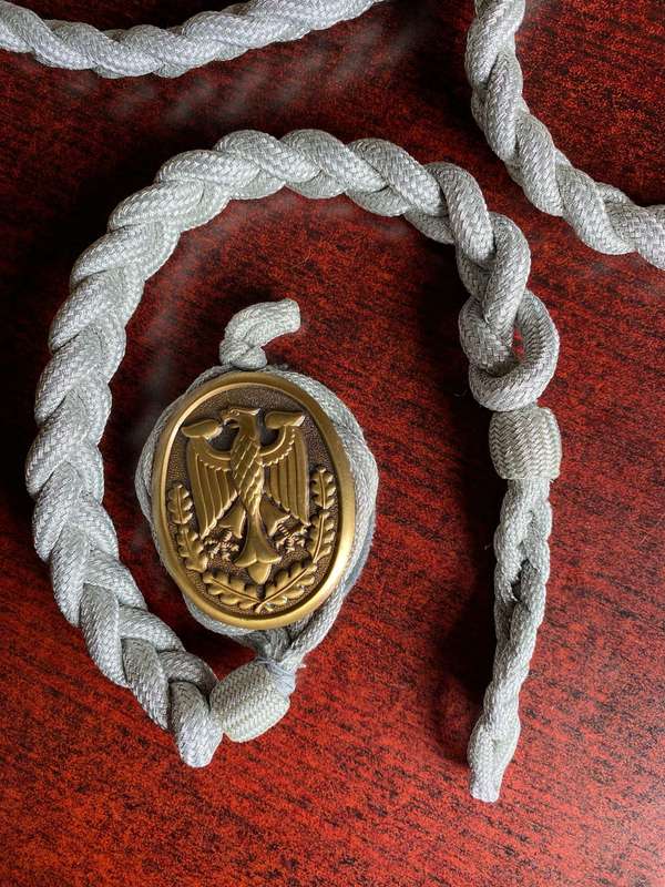 GERMAN ARMED FORCES BADGE FOR MILITARY PROFICIENCY IN BRONZE,SILVER AND GOLD