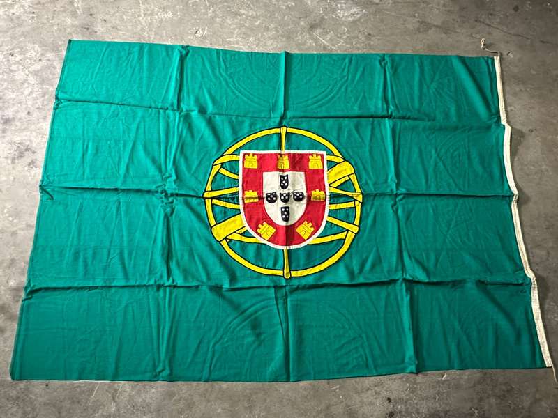 PORTUGUESE ARMY IN ANGOLA FLAG-MEASURES 1400X2000-COTTON-DOUBLE SIDED-FROM COL. RADMORES COLLECTION-