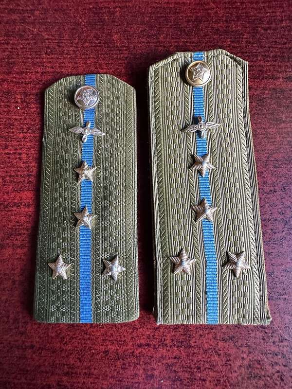 USSR AIRFORCE SHOULDER STRAPS