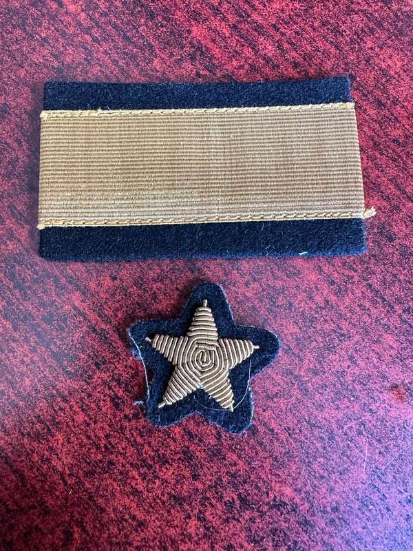 RUSSIAN RANK WORN WITH STAR-CAPTAIN 1ST RANK EQUIVALENT TO COL