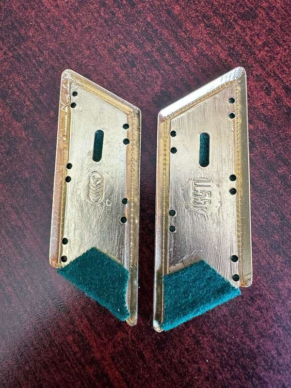 SOVIET ARMY COLLAR TABS FOR BORDER GUARDS