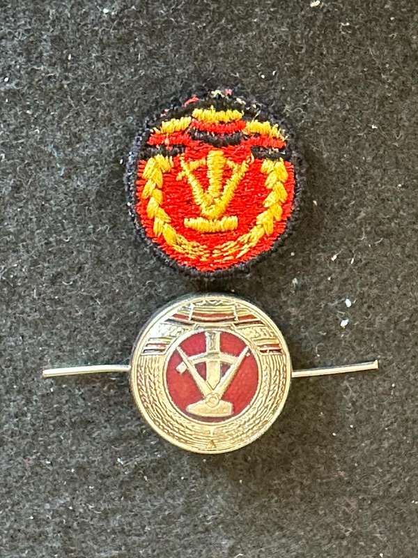 EAST GERMAN FORAGE CAP BADGES- 1955-1990