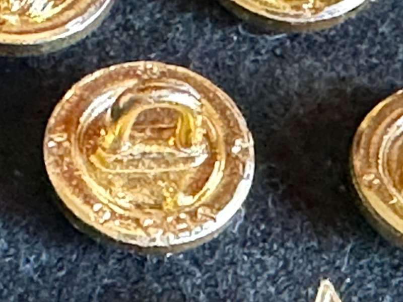 RUSSIAN TUNIC BUTTONS AND RANK STARS-SNR AND JNR OFFICERS