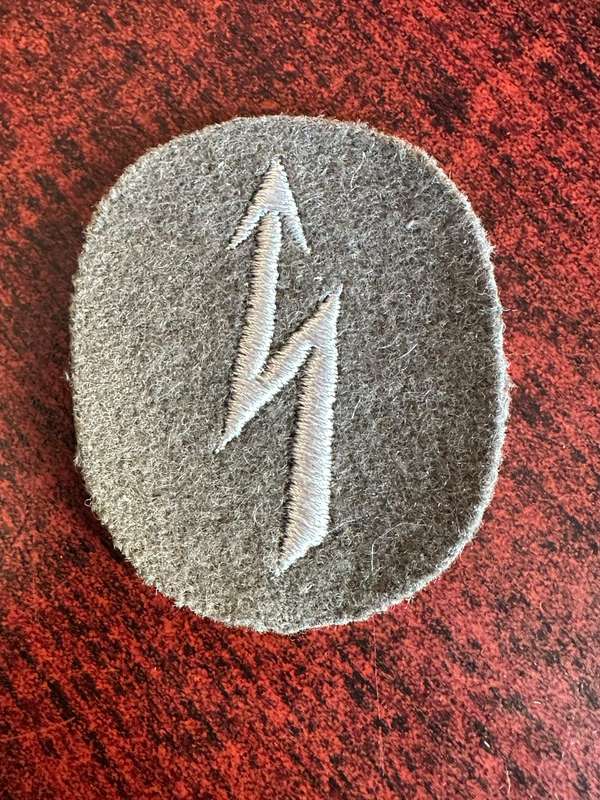 EAST GERMAN NVA PATCH FOR SIGNAL COMMUNICATION