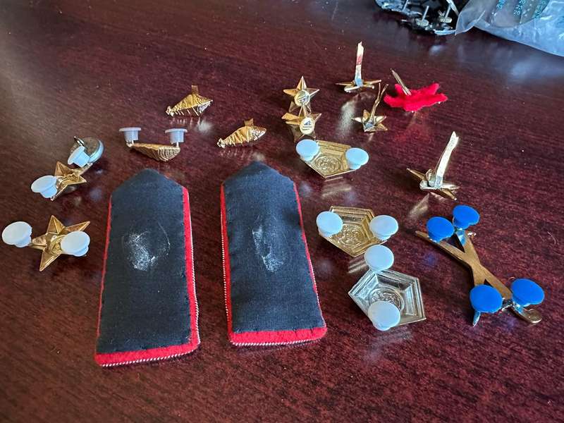 SWA + NAMIBIA MIXED LOT OF BADGES AND RANKS-SOLD TOGETHER