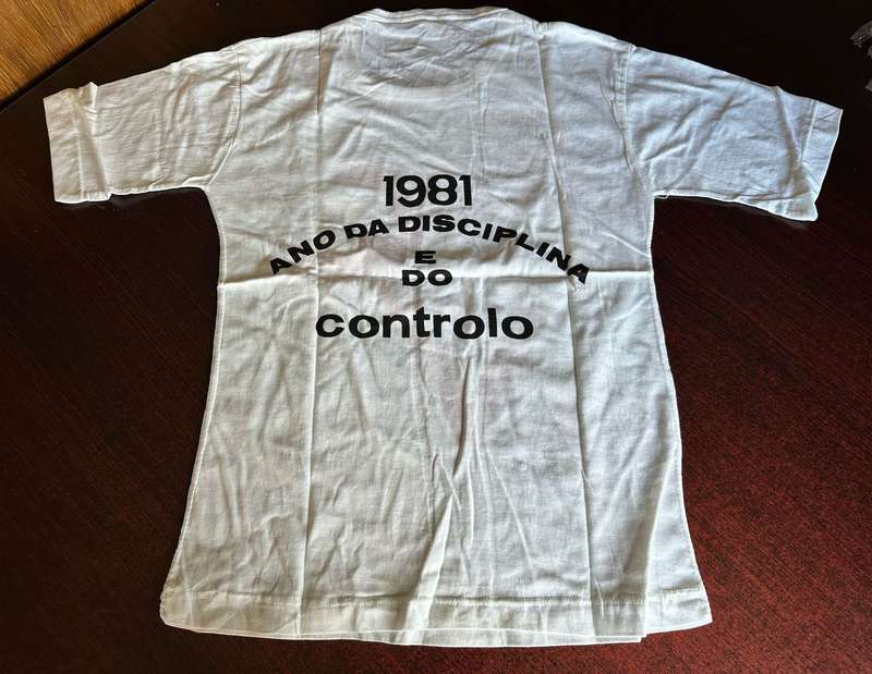 ORIGINAL MPLA-BORDER WAR T SHIRT-SIZE SMALL-GOOD CONDITION