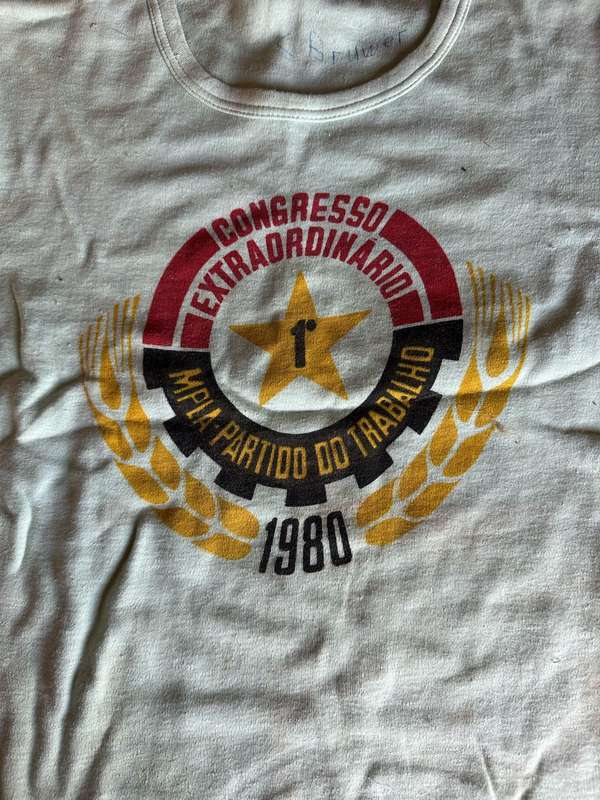 ORIGINAL ANGOLAN,MPLA T-SHIRT-1980'S-GOOD CONDITION-SIZE SMALL