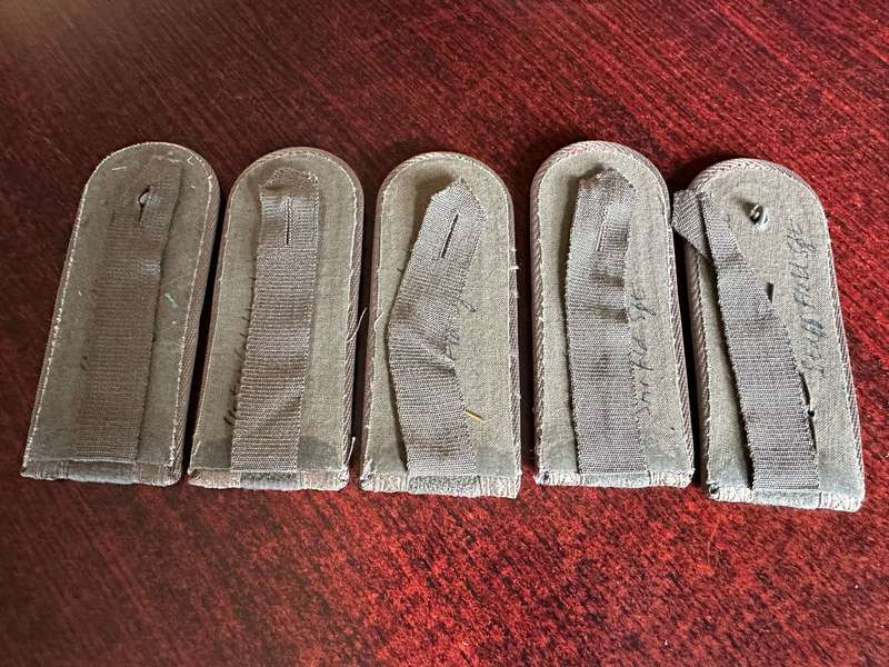 EAST GERMAN RANK BOARDS 1956-1990-THE SHOULDER BOARDS DATE FROM THE OLDER PATTERN OF THE NVA UNIFORM