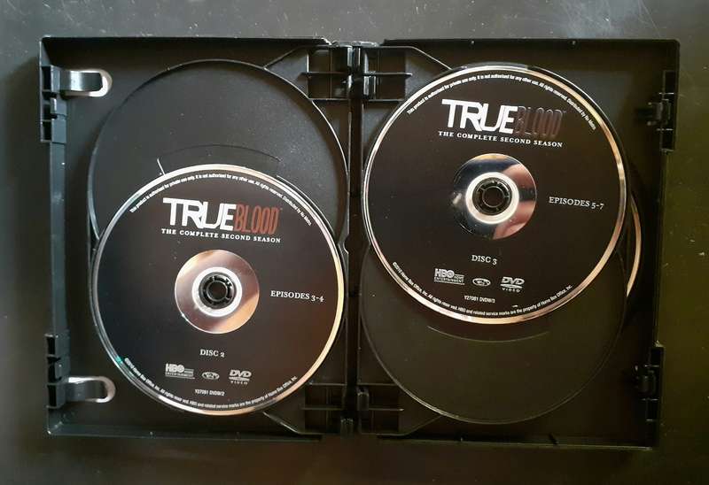 True Blood - The Complete Second Season (5 DVD Set)