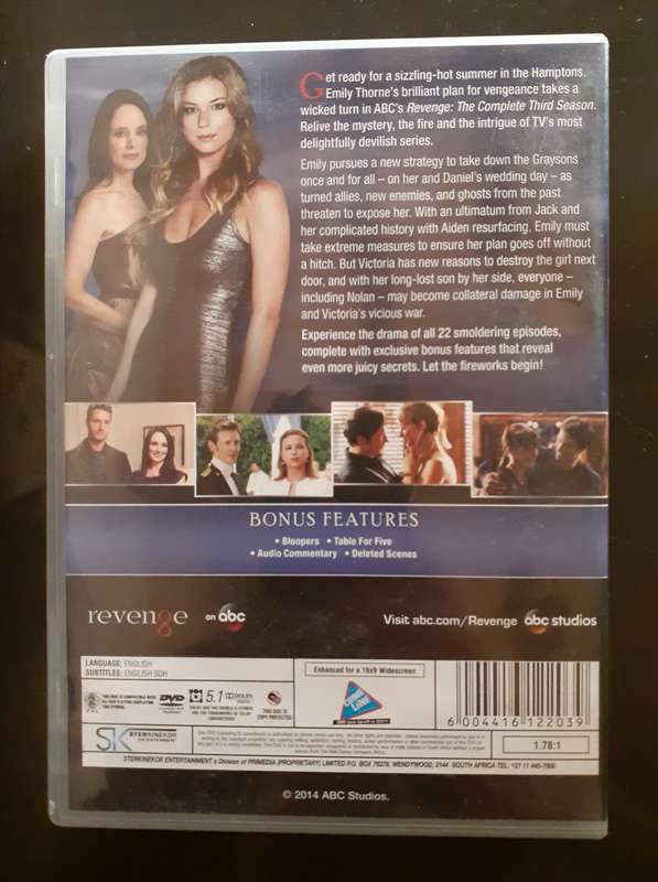 Revenge - The Complete Third Season (6 DVD Set)