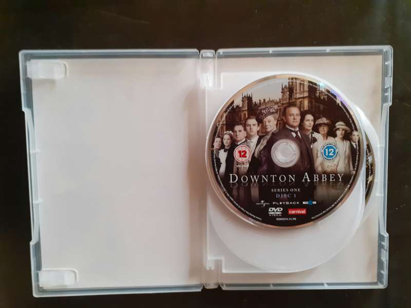 Downton Abbey Season 1 (3 DVD Set)