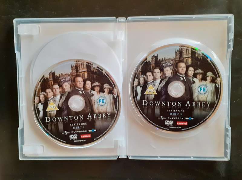 Downton Abbey Season 1 (3 DVD Set)