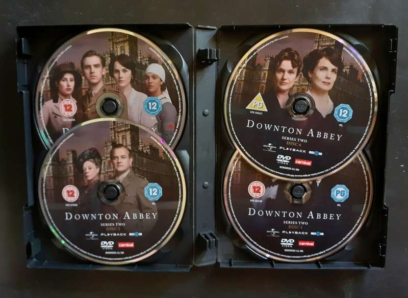 Downton Abbey Season 2 (4 DVD Set)