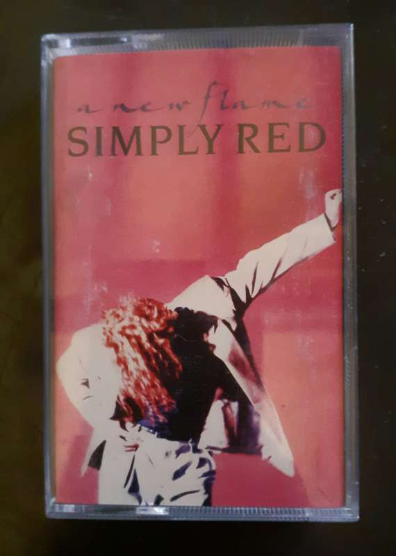 Simply Red - A New Flame Cassette Tape - Europe Edition