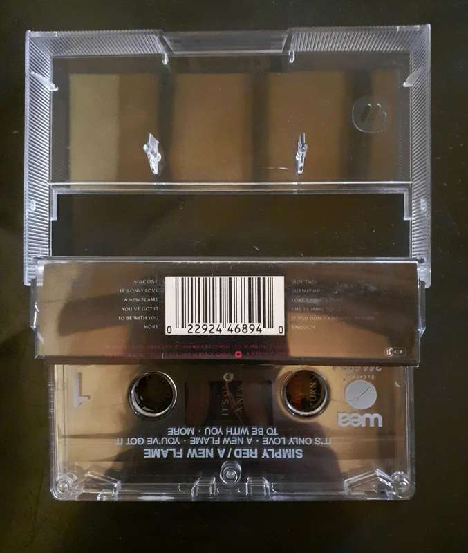 Simply Red - A New Flame Cassette Tape - Europe Edition