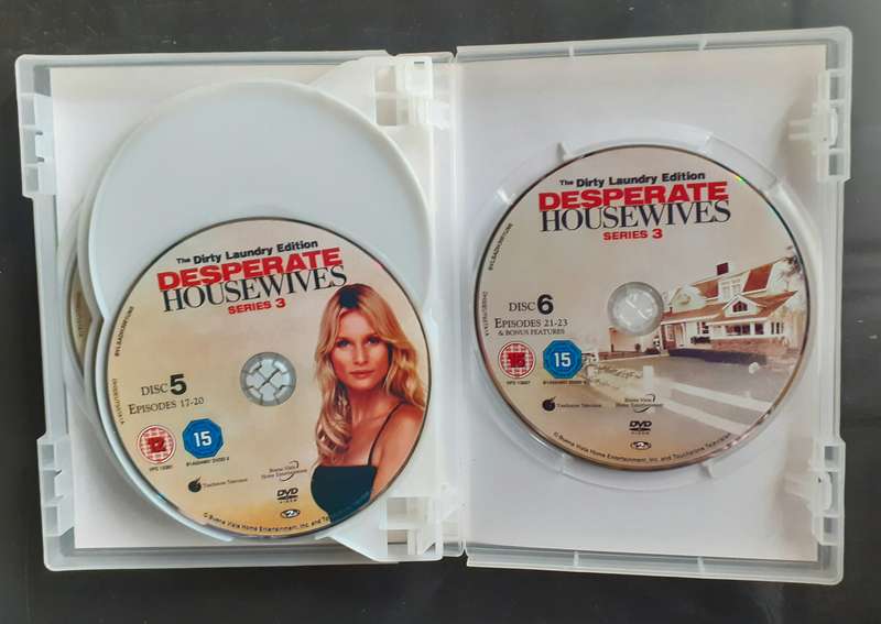 Desperate Housewives - The Complete Third Season (6 DVD Set)