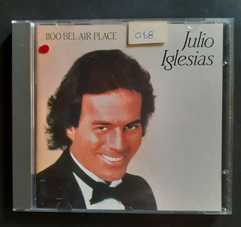 Julio Iglesias - 1100 Bel Air Place (CD)