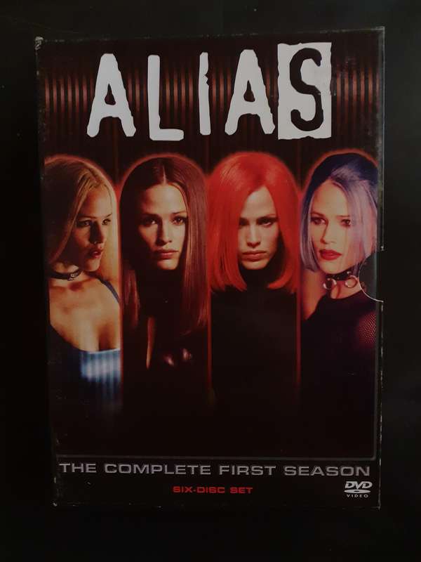 Alias - The Complete First Season (6 DVD Set)