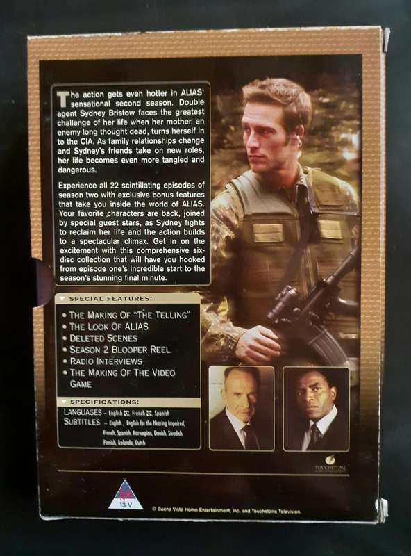 Alias - The Complete Second Season (6 DVD Set)