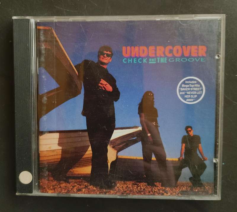 Undercover - Check Out The Groove (CD)