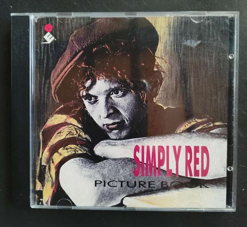 Simply Red - Picture Book (CD)