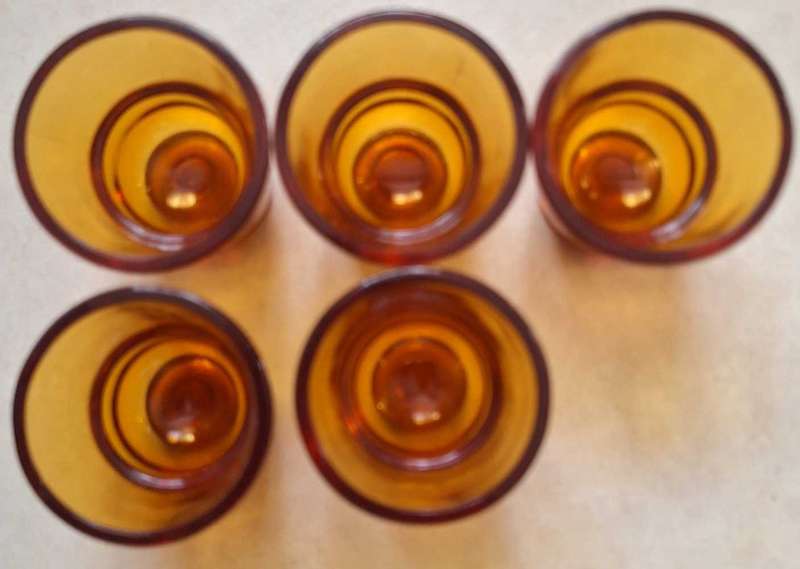 Small vintage Glasses 5pce