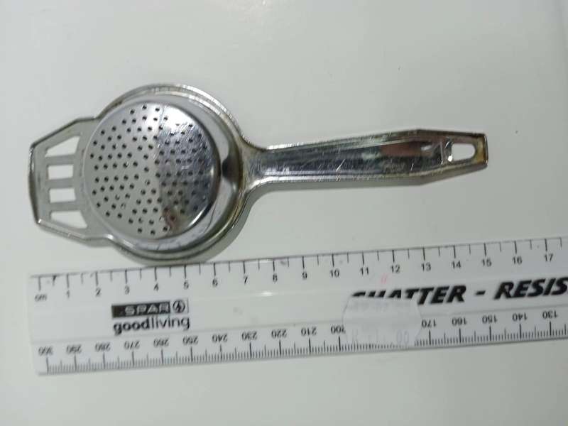 SMALL STRAINER FOR TEA