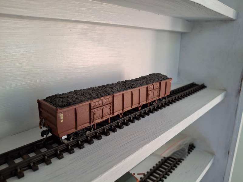 SAR coal wagons  x 4   +1 Closed wagon