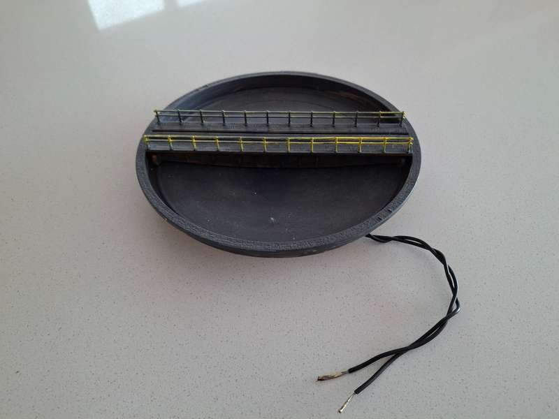 N Gauge  Manual turn table