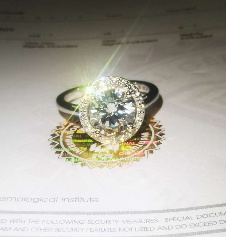 2.42CT DIAMOND RING  (Certified Diamond)
