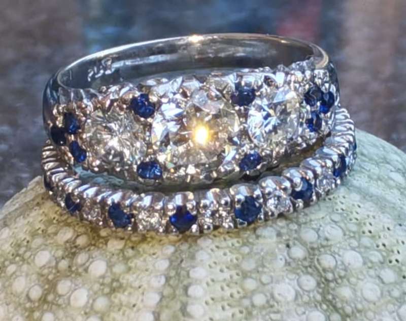 DIAMOND & SAPPHIRE PLATINUM RING SET