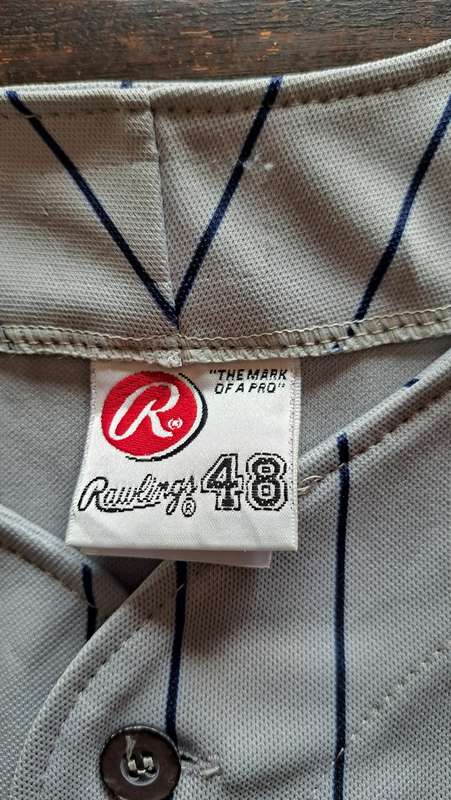 Baseball / Softball Shirt. Rawlings "The Mark of a Pro" Second hand - Unused
