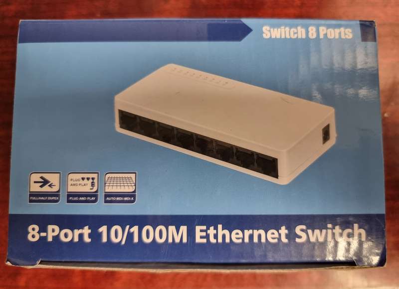 8-Port 10/100Mbps Ethernet Swith