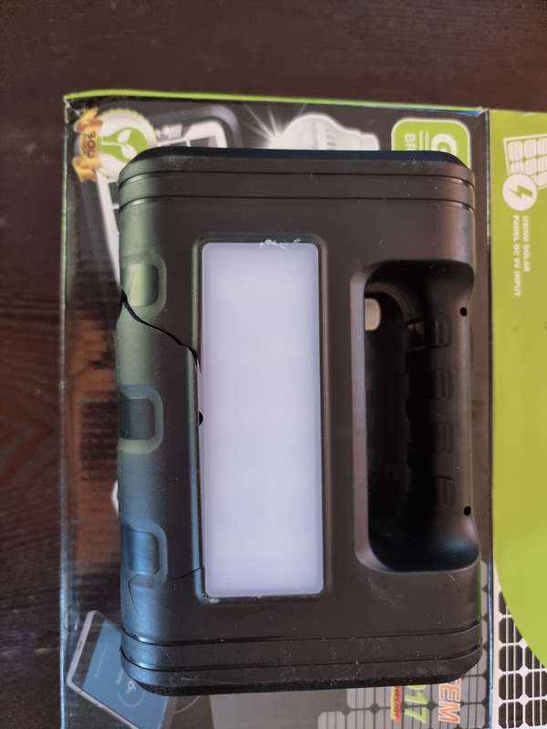 GD-8017A Solar Home Lighting System with 3 Led Bulbs (please read the description)