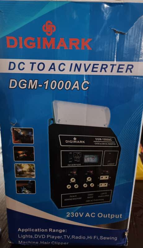 Digimark DC to AC Inverter 1000W with Built-in Charger