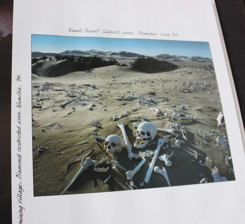THE HOTAZEL YEARS. Obie Oberholzer. (Photographing South Africa)