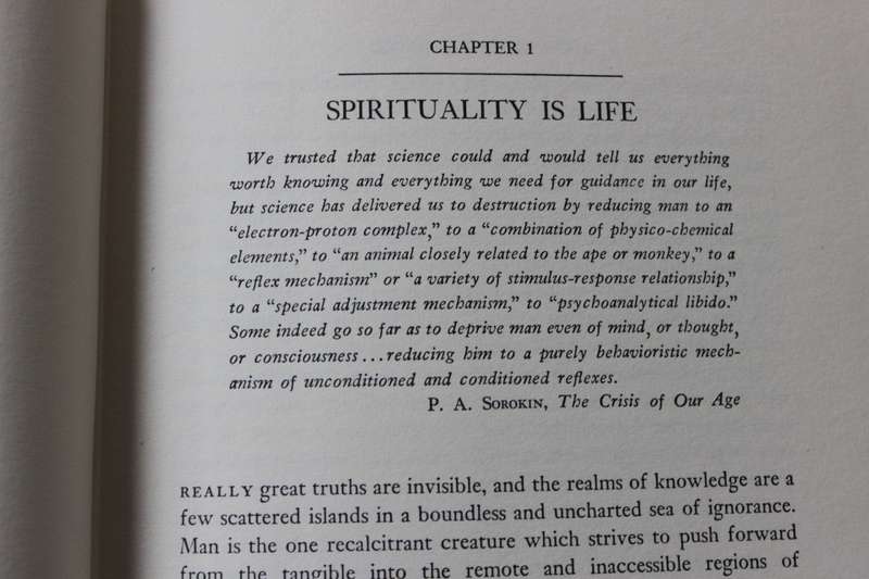 MAN, GOD & MAGIC by Ivar Lissner. (Author of The Living Past and Power and Folly)