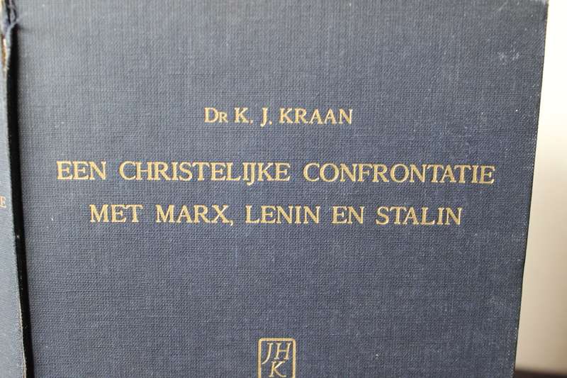 EEN CHRISTELIJKE CONFRONTATIE met Marx, Lenin en Stalin. Dr. K.J. Kraan. (Nederlands)