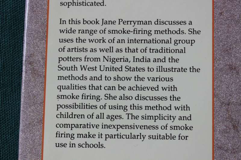 SMOKE-FIRED POTTERY. Jane Perryman.