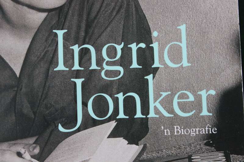 INGRID JONKER. 'n Biografie deur Petrovna Metelerkamp. (Geteken deur skrywer)