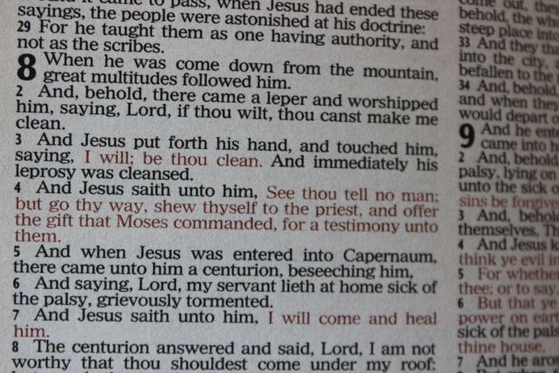 HOLY BIBLE. Authorized King James Version. Red Letter Edition. Barbour Publishing, 2006.