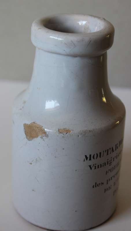 FRENCH ANTIQUE STONEWARE MUSTARD JAR.