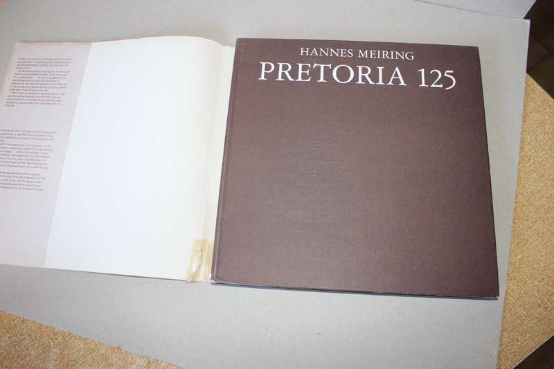 PRETORIA 125  by Hannes Meiring  (An architect's sketchbook of Pretoria with bilingual text)