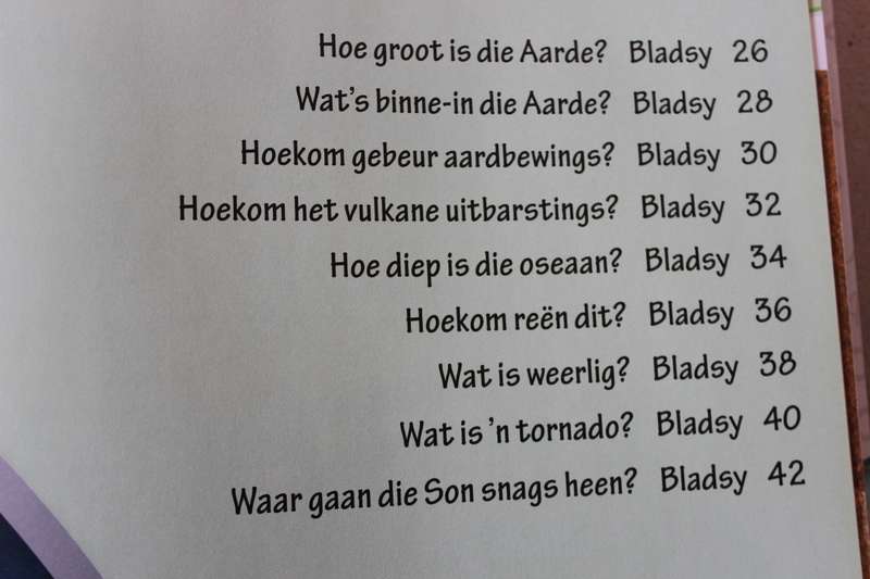 HOEKOM  ENSIKLOPEDIE  In Afr vertaal deur Linda Roos Jonger Lesers