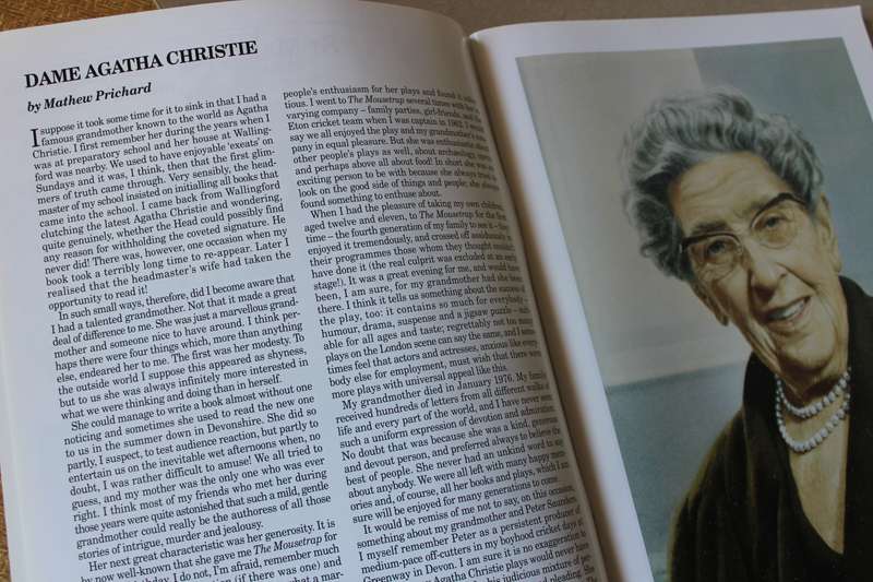 THE MOUSETRAP  Agatha Christie's Souvenir Book