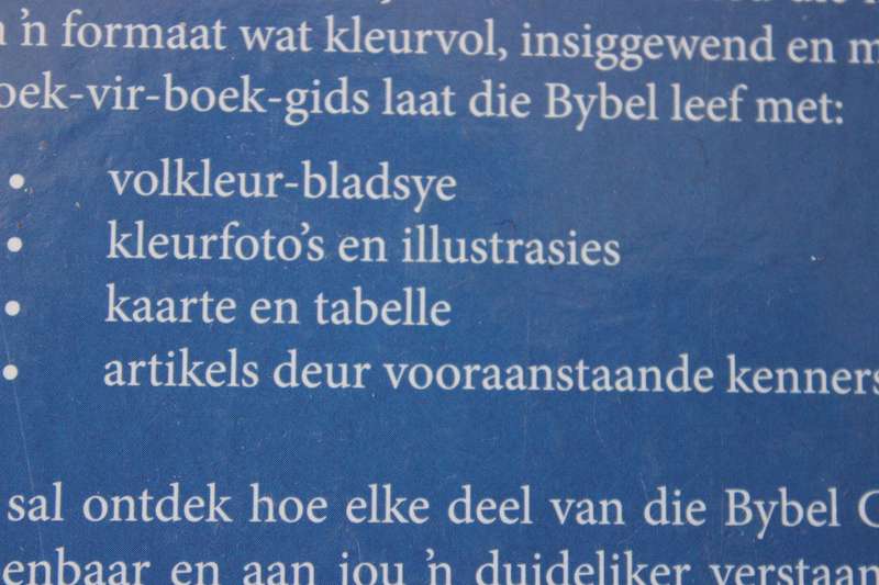 DIE GEILLUSTREERDE BYBELHANDBOEK  deur J. Daniel Hays en J. Scott Duvall