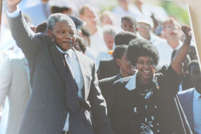 PORTRAIT OF A LEADER - NELSON ROLIHLAHLA MANDELA  18 July 1918 - 5 December 2013