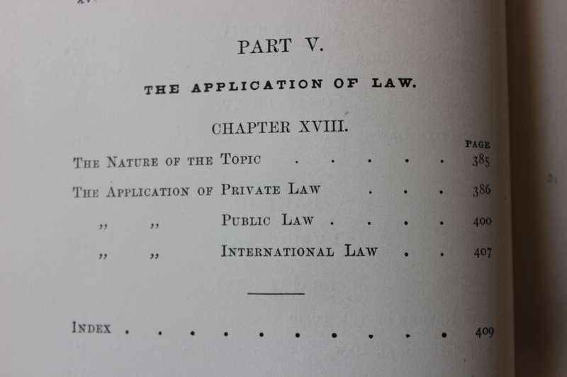 THE ELEMENTS OF JURISPRUDENCE  by Thomas Erskine Holland D.C.L. (Ninth Edition 1905)