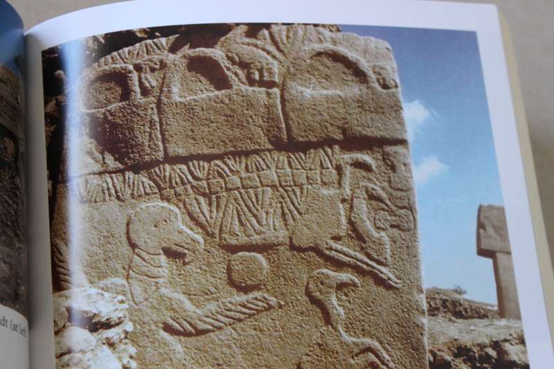 MAGICIANS OF THE GODS (The forgotten wisdom of earth's lost civilisation)  by Graham Hancock